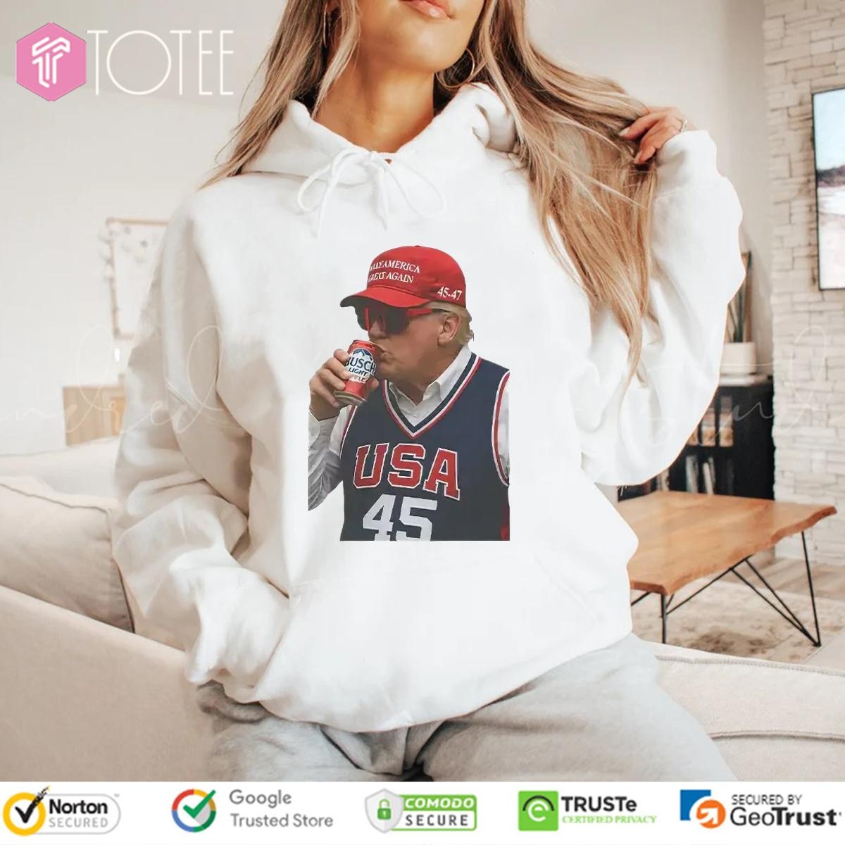 Trump Wearing Maga Hat And Drinking Busch Light Beer Hoodie