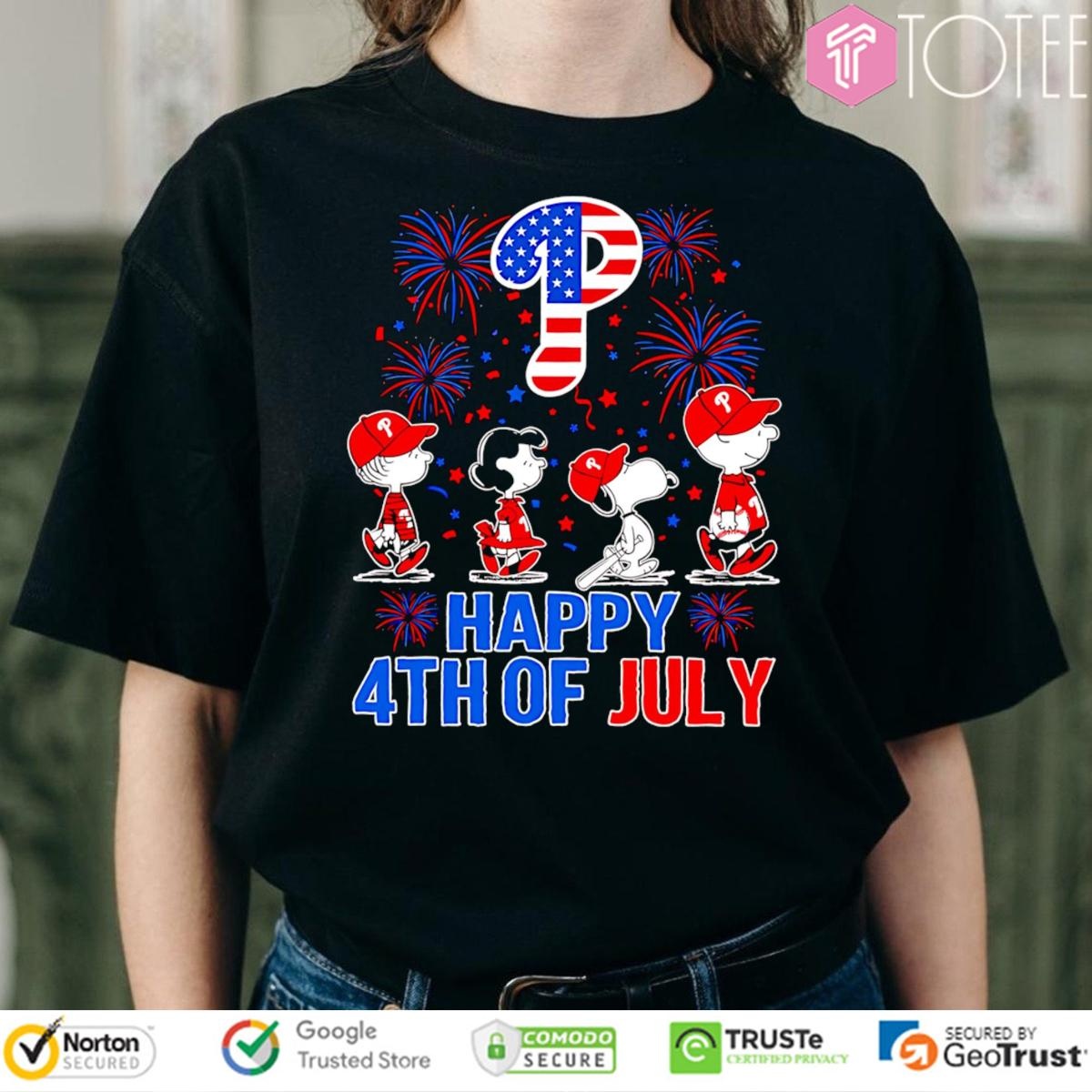 Peanuts Snoopy Philadelphia Phillies Fireworks Happy 4Th Of July T-shirt