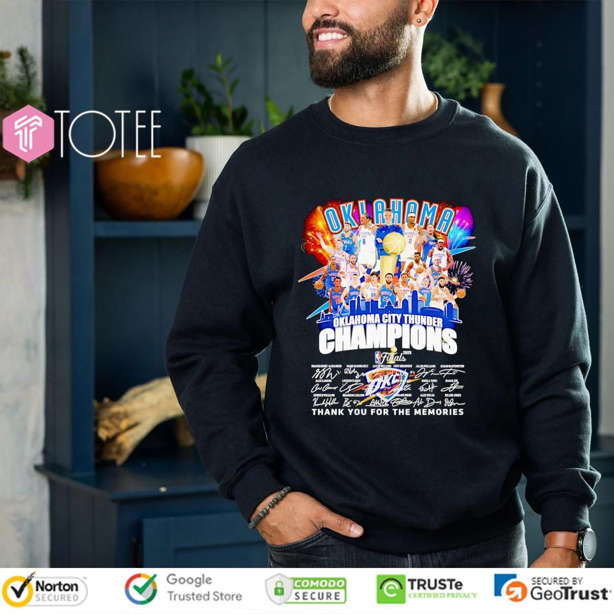 Sweatshirt