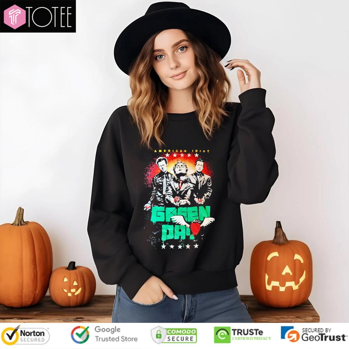 Sweatshirt